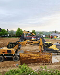 Baustellenfoto Bagger